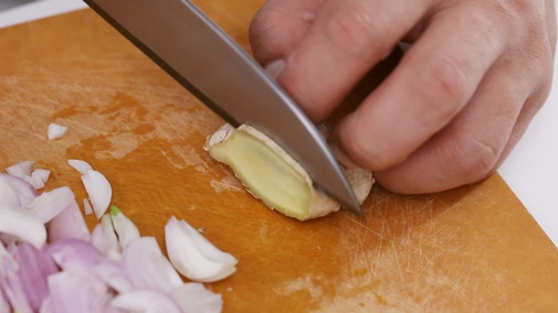 Công thức súp măng tây dễ làm, ít tinh bột cho người giảm cân