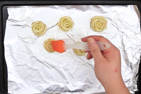 Công thức thịt kho quả trám lạ miệng, ngọt thơm khó cưỡng