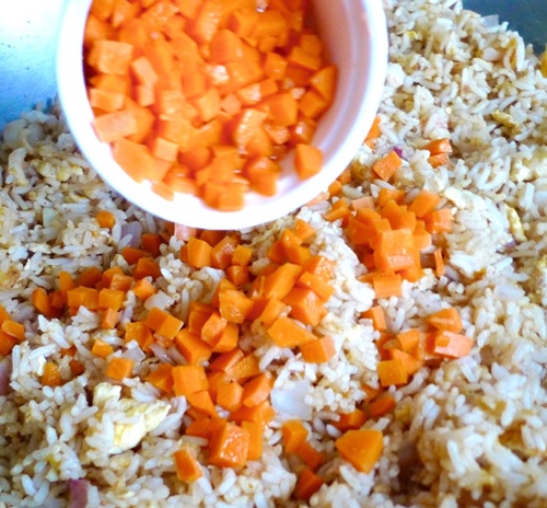 Công thức tôm xào nước cốt chanh và rau mùi ngon ngất ngây