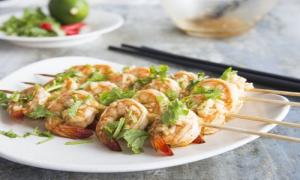 Công thức tôm xào tỏi hạt mè đậm đà đưa cơm