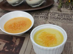 Creme brulee cà-phê, lá dứa