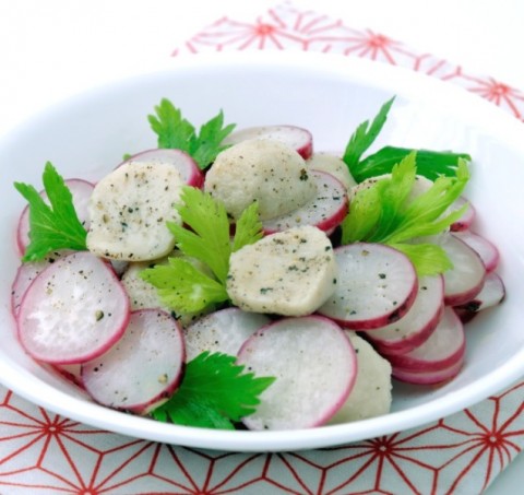 Củ cải đỏ xào cá viên