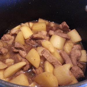 Củ cải trắng kho thịt