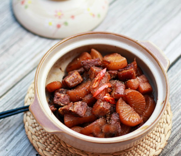 Củ cải trắng kho thịt