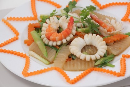 Củ cải xào mực