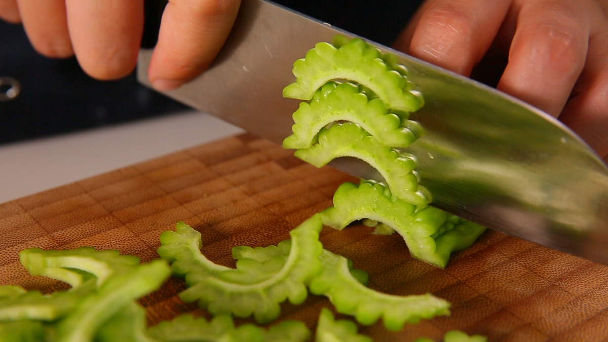 Củ hoa ly hấp tỏi và mướp thơm ngon