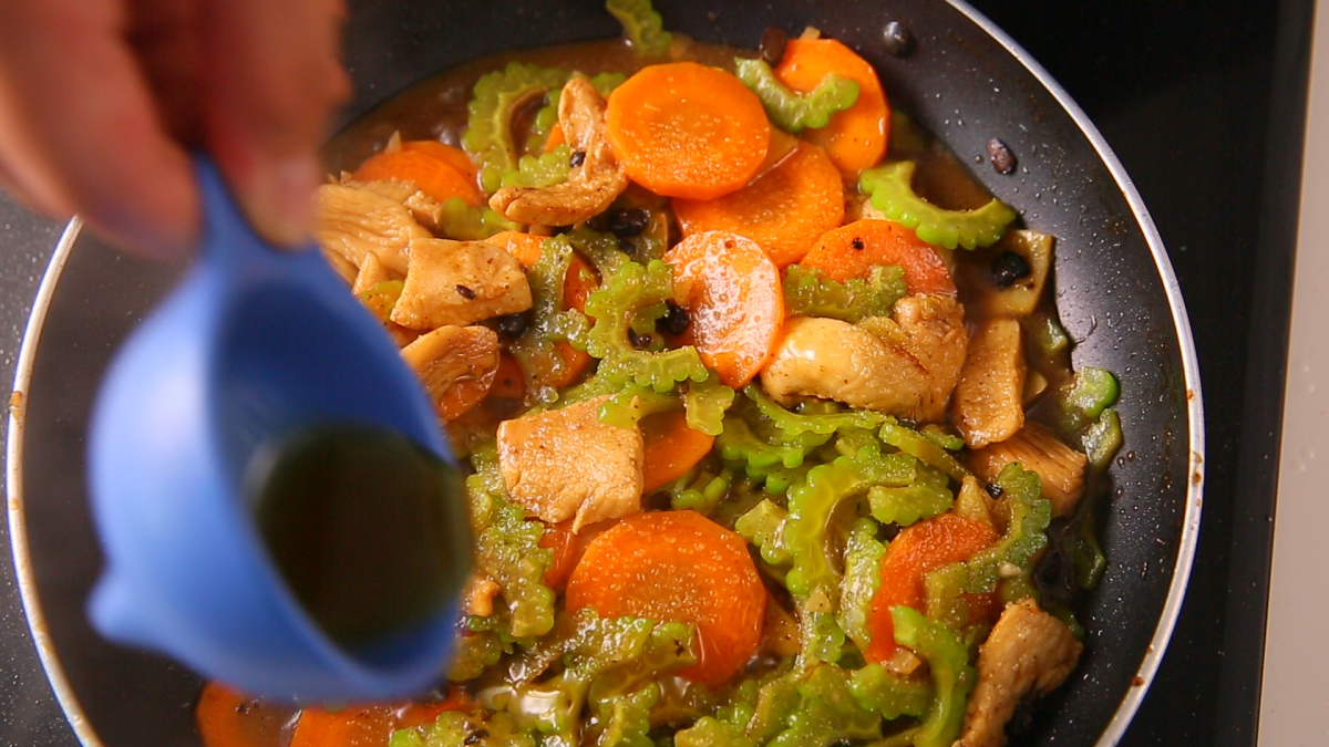 Củ hoa ly hấp tỏi và mướp thơm ngon