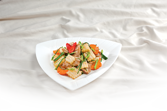 Củ sắn xào thịt