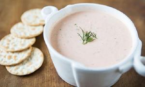 Củ sen hầm xương chống lão hóa, mang lại cho bạn sắc đẹp vẹn toàn