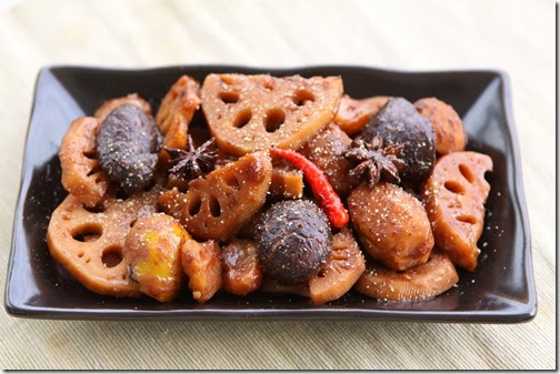 Củ sen kho hạt dẻ