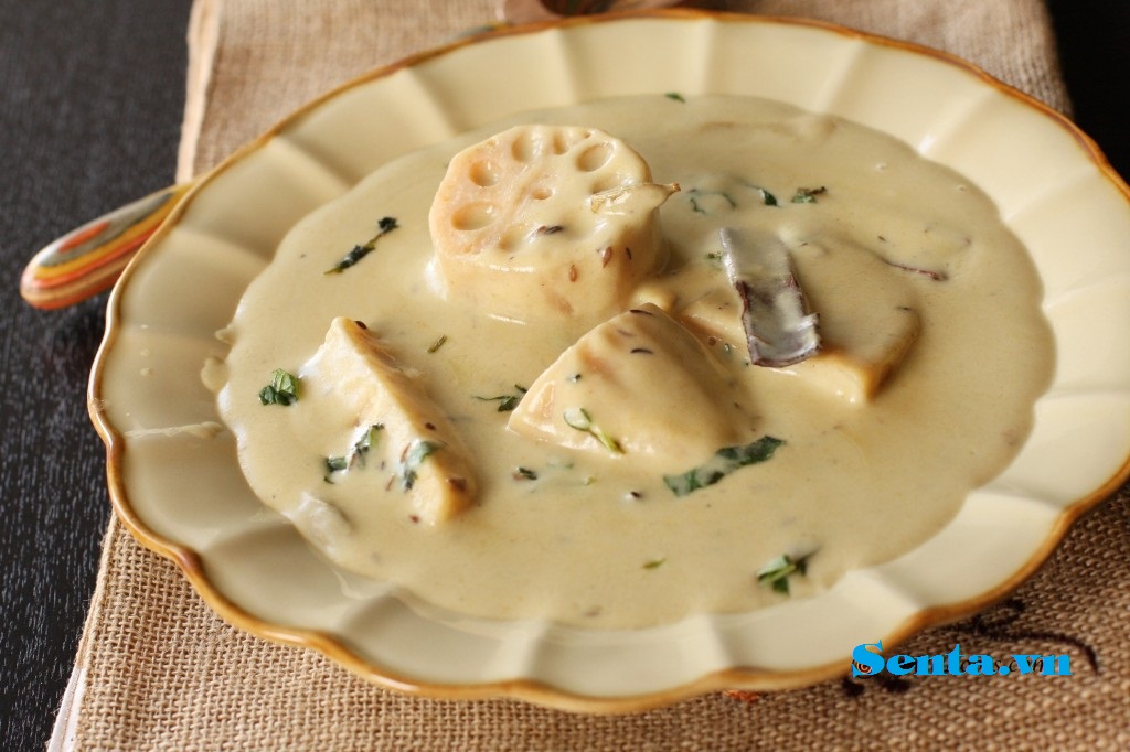 Củ sen sốt sữa chua