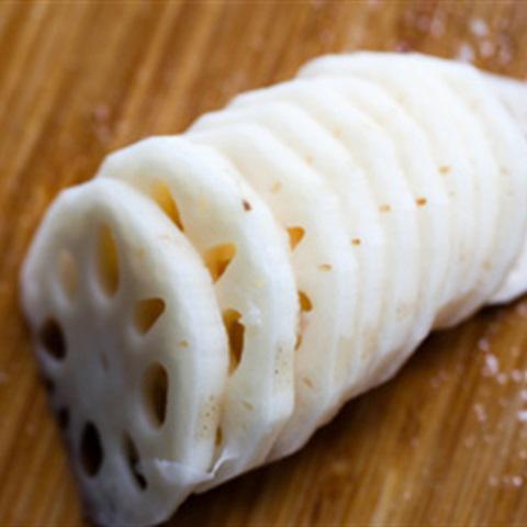 Cách làm củ sen xào đậu phộng
