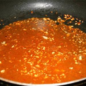 Cách làm cua sốt me kiểu Singapore