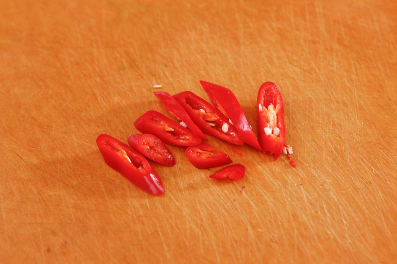 Cực đã với sữa thơm mát từ quả óc chó, lạc và gạo