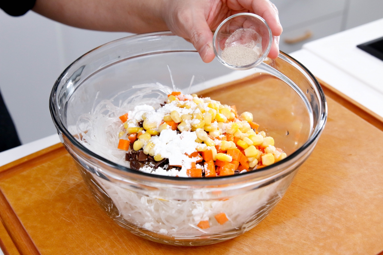 Cuối tuần vào bếp cùng món gà nướng chanh khoai tây ngon ngất ngây