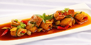 Cuốn đậu hủ kho gừng