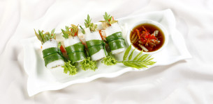 Cuốn rau rừng thịt khìa chay