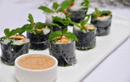 Cuốn rong biển gà xé