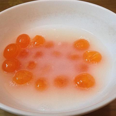 Cách làm cupcake bông lan trứng muối