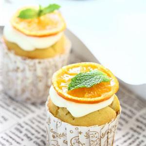 Cách làm cupcake cam tươi