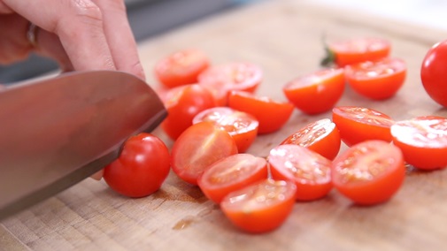 Cupcake cầu vồng ngọt lịm cho bữa phụ