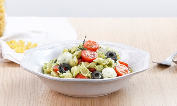 Cupcake cầu vồng ngọt lịm cho bữa phụ