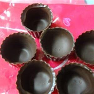 Cách làm cupcake chocolate dâu tây