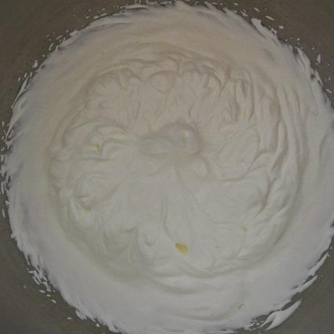 Cách làm cupcake chocolate kem tươi