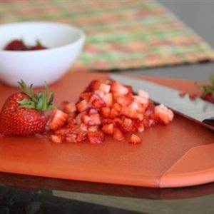 Cách làm cupcake dâu tây mix kiwi