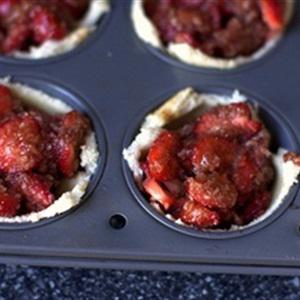 Cách làm cupcake dâu tây