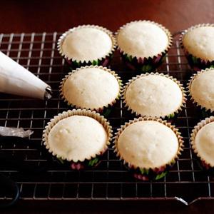 Cách làm cupcake dừa chanh