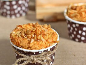 Cupcake dừa xinh xắn