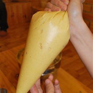 Cách làm cupcake hạnh nhân