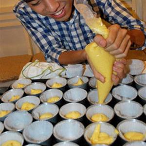 Cách làm cupcake hạnh nhân