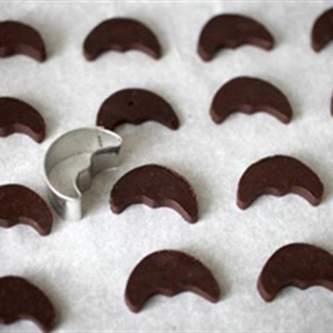 Cách làm cupcake hình đầu dơi