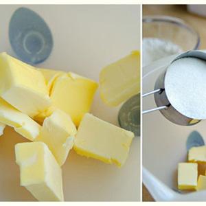 Cách làm cupcake kem phô mai dâu tây