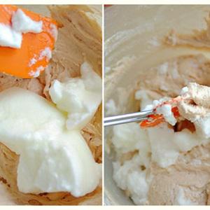 Cách làm cupcake kem phô mai dâu tây