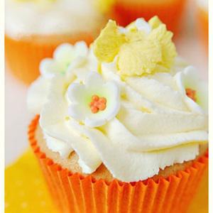 Cách làm cupcake kem phô mai dâu tây