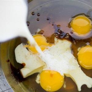 Cách làm cupcake mứt cherry