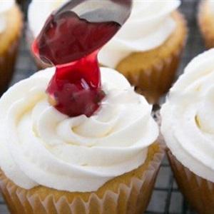Cách làm cupcake mứt cherry
