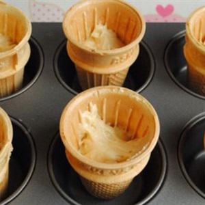 Cách làm cupcake ốc quế