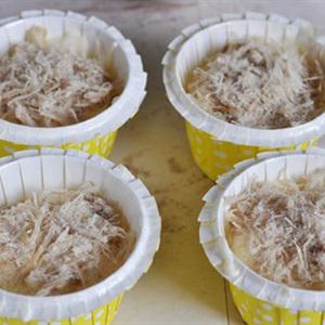 Cách làm cupcake phô mai chà bông