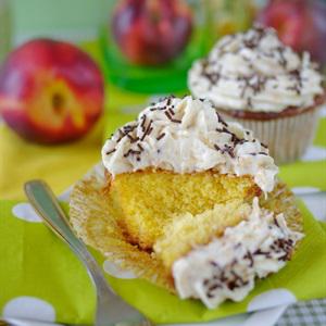 Cách làm cupcake phô mai trái cây