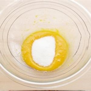 Cách làm cupcake phủ kem cacao