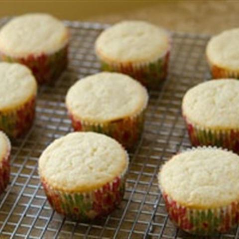 Cách làm cupcake sữa chua vị chanh