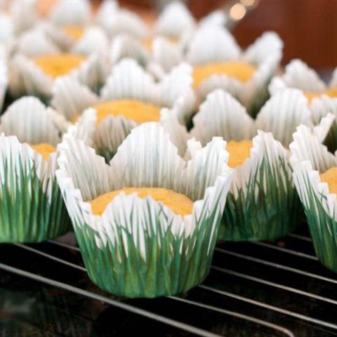 Cách làm cupcake thơm