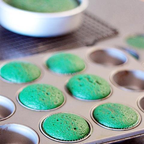 Cách làm cupcake xanh