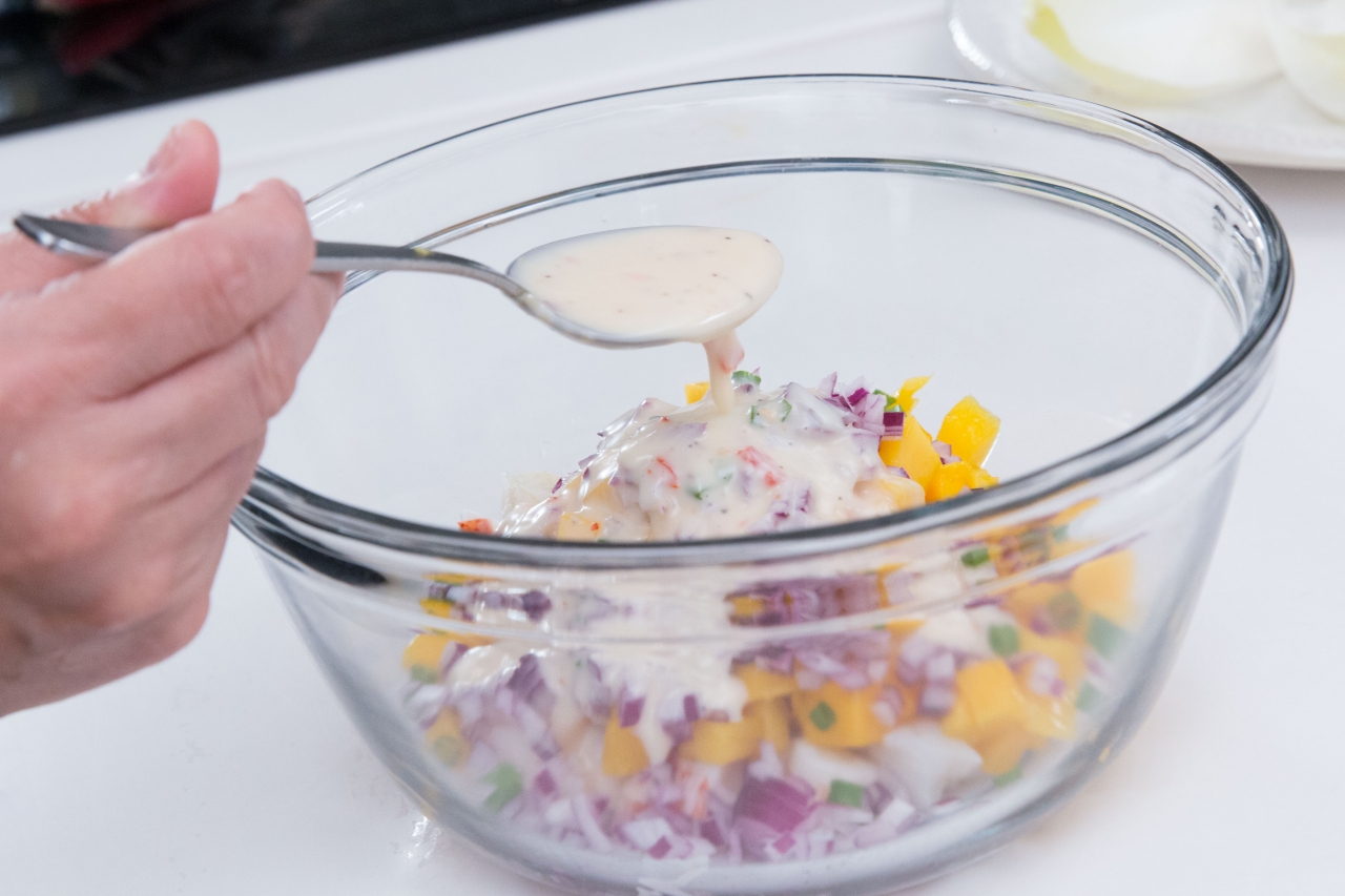 Cute mà lại ngon hết cỡ với chè trôi nước bột đậu đen hình chân mèo