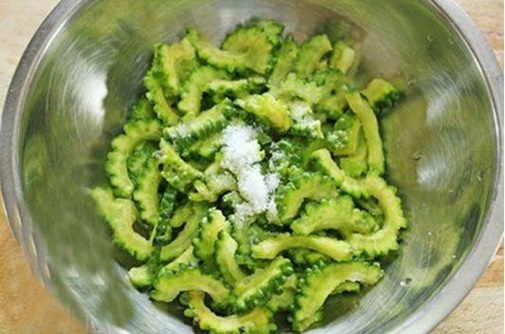 Da đẹp, dáng thon với canh bắp sườn non siêu ngon lại bổ dưỡng