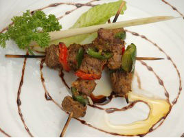 Đà điểu xiên nướng